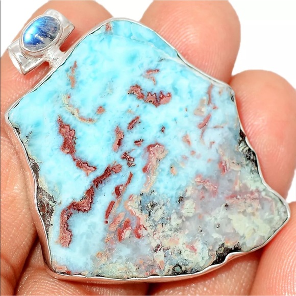 Jewelry - Wow! 15 g Larimar Gemstone silver pendant